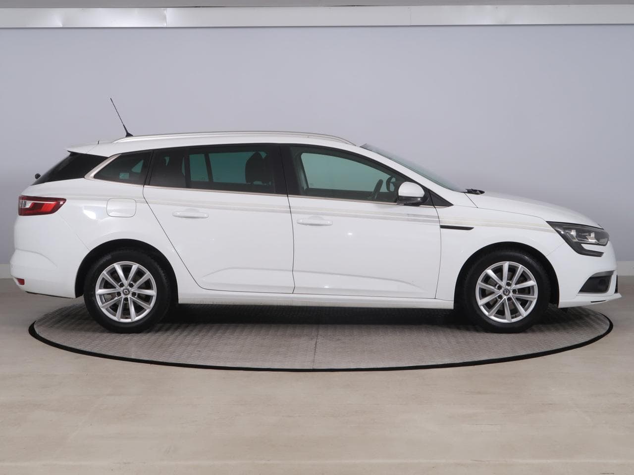 2017 Renault MEGANE - 8