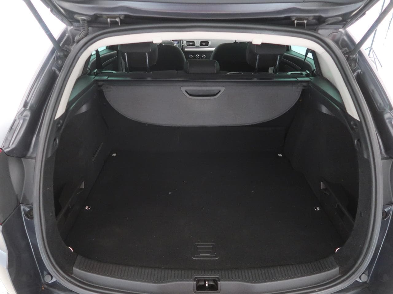 2012 Renault MEGANE - 47