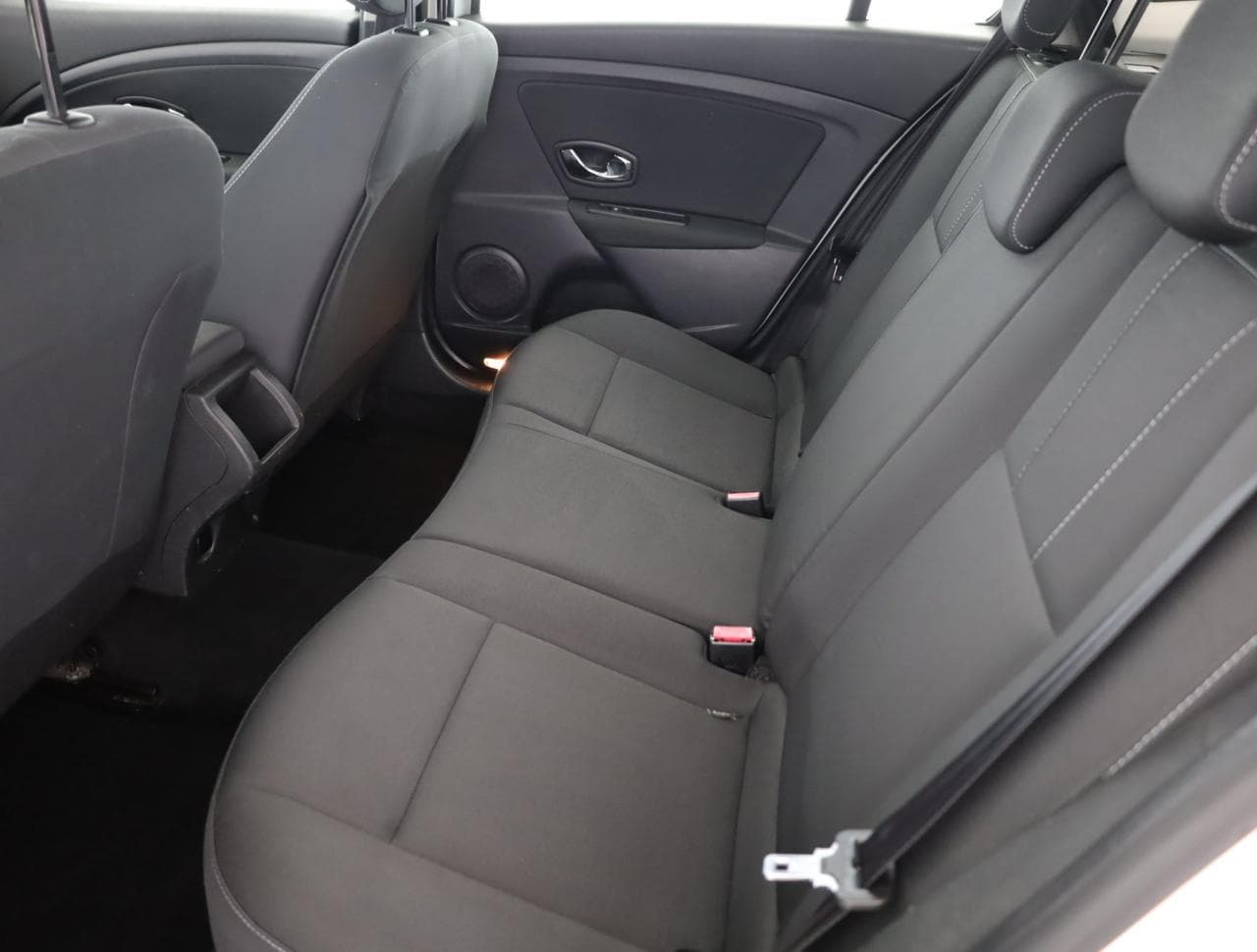 2011 Renault MEGANE - 12