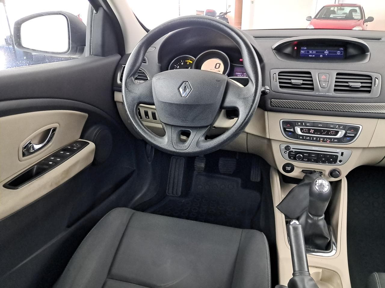 2012 Renault MEGANE - 9