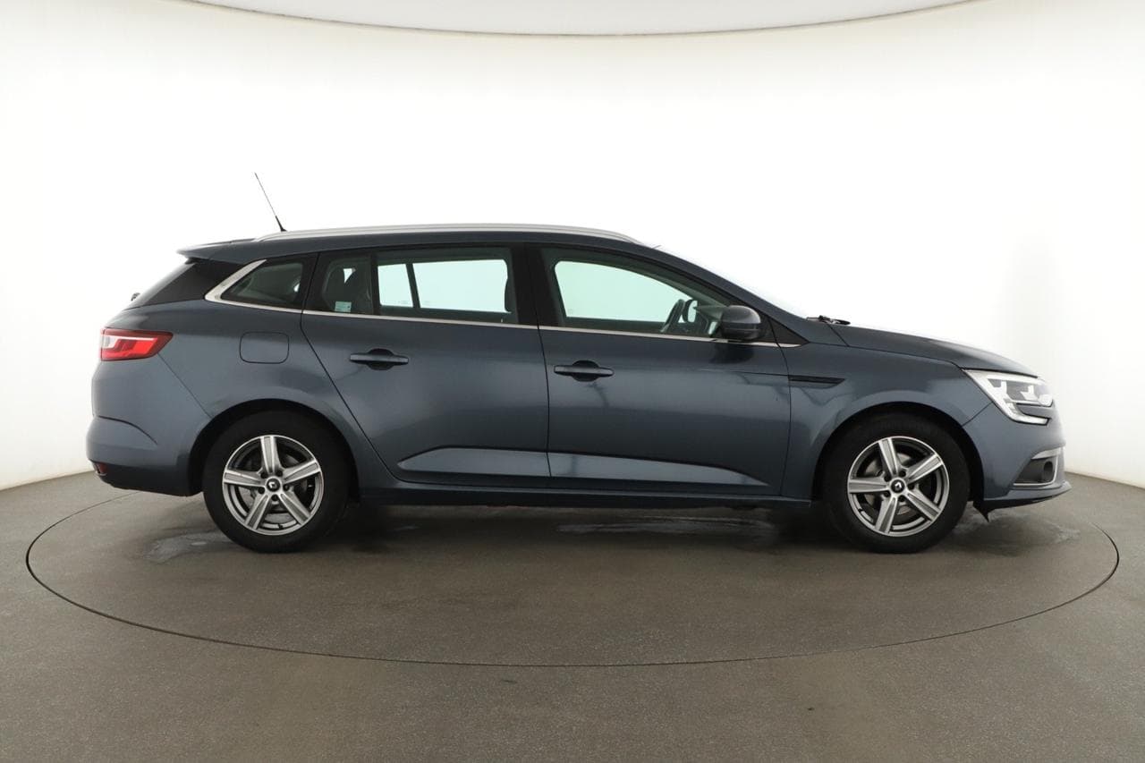2016 Renault MEGANE - 10
