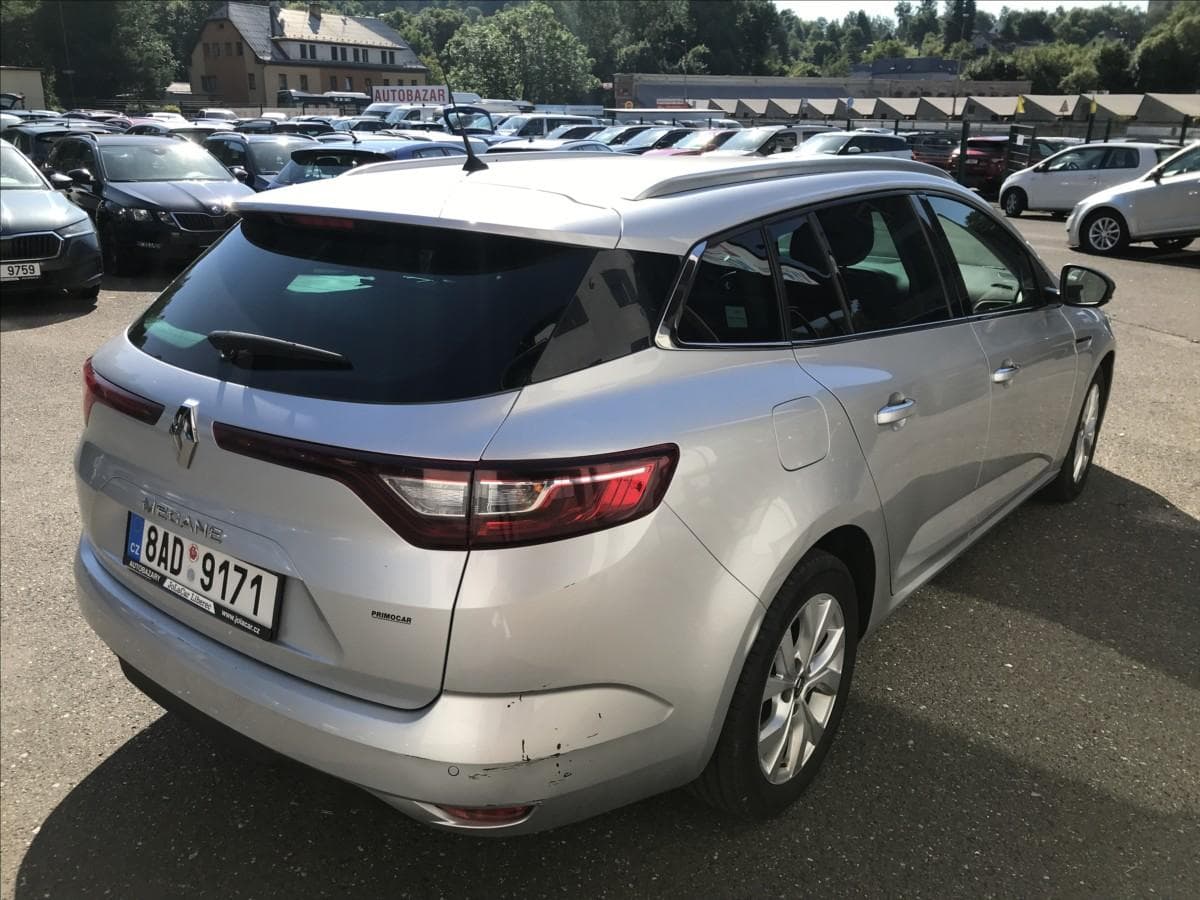 2020 Renault MEGANE - 5