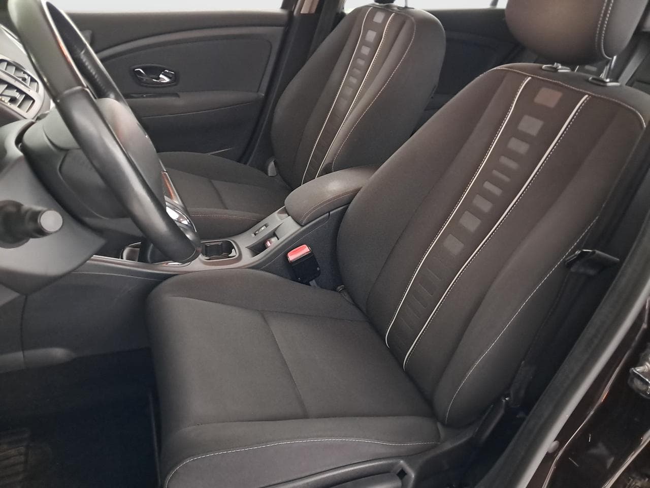 2013 Renault MEGANE - 27