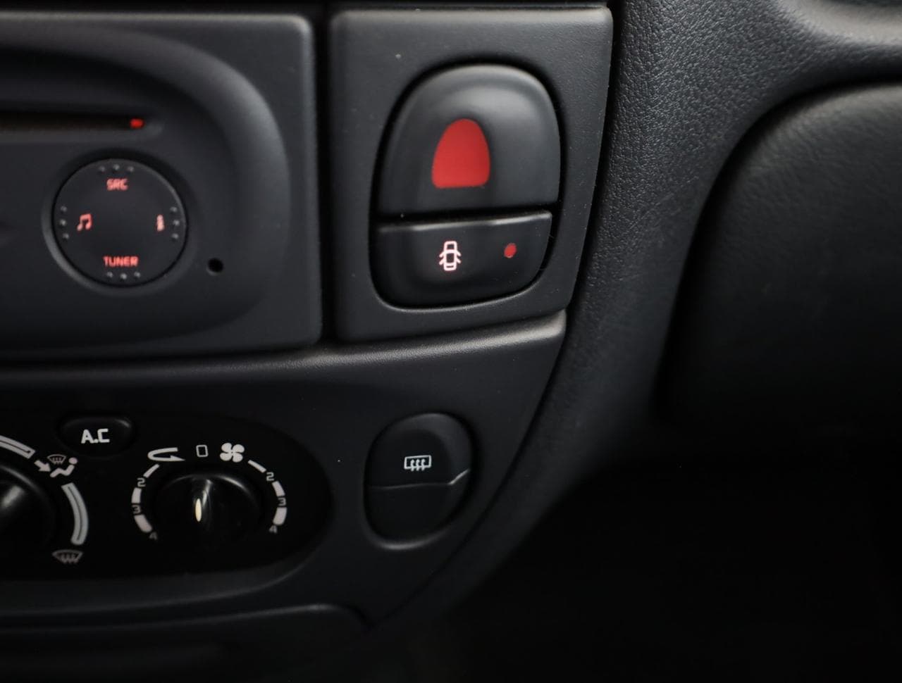 2003 Renault MEGANE - 18