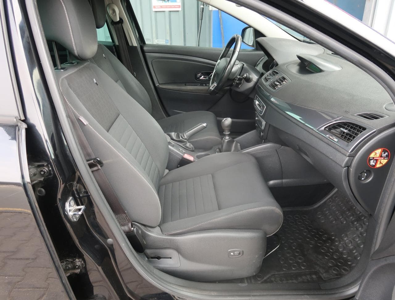 2015 Renault MEGANE - 16