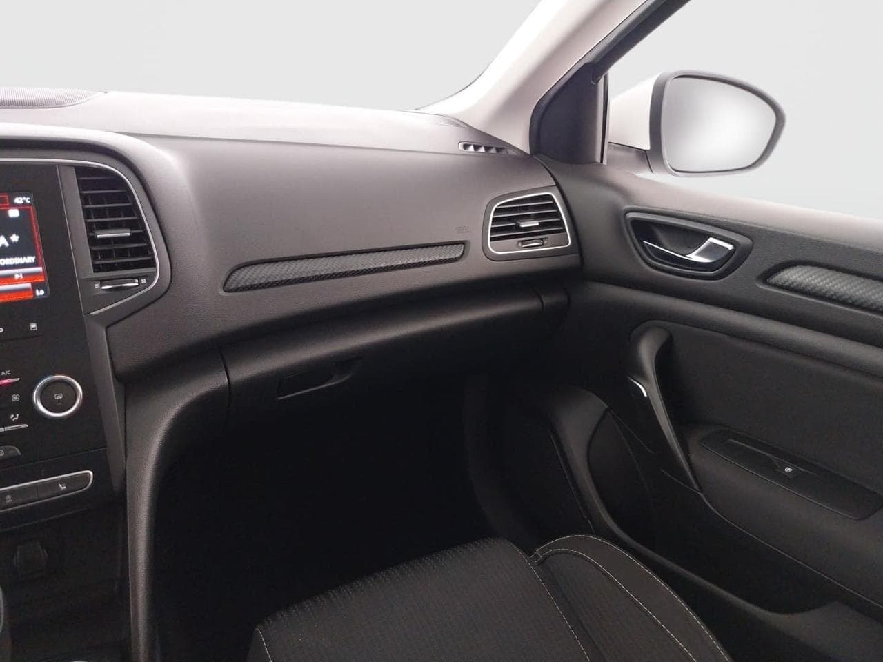 2019 Renault MEGANE - 11