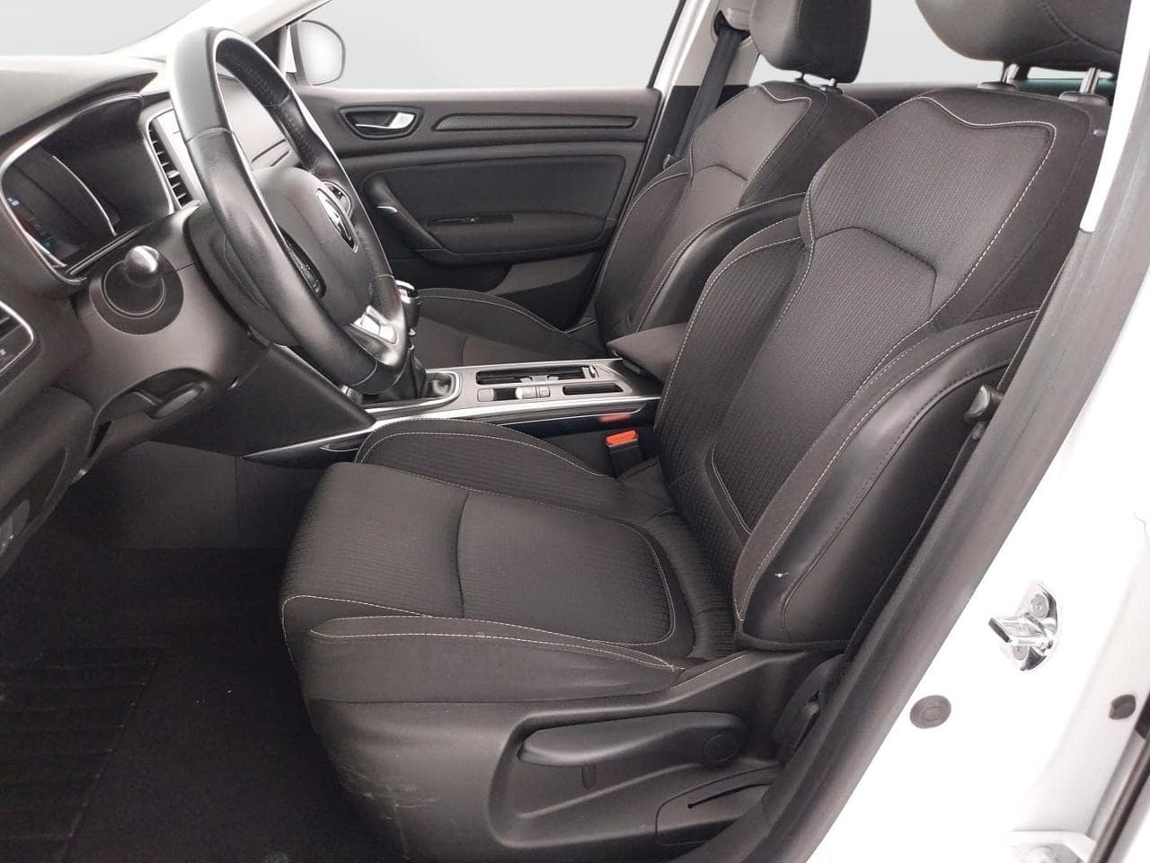 2019 Renault MEGANE - 16