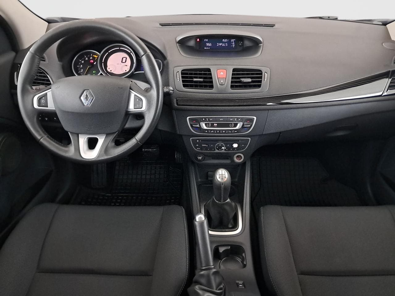 2011 Renault MEGANE - 10