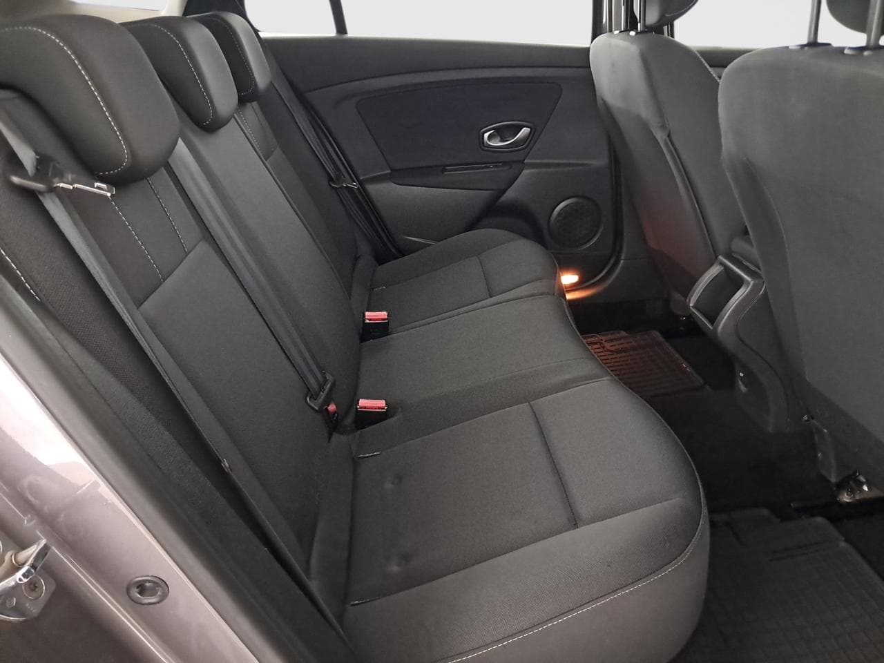 2011 Renault MEGANE - 13