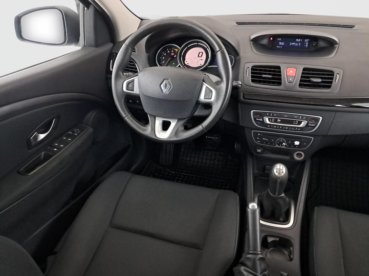 2011 Renault MEGANE - 9