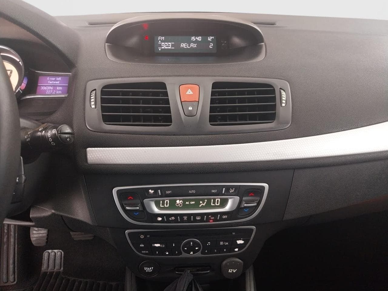 2010 Renault MEGANE - 18