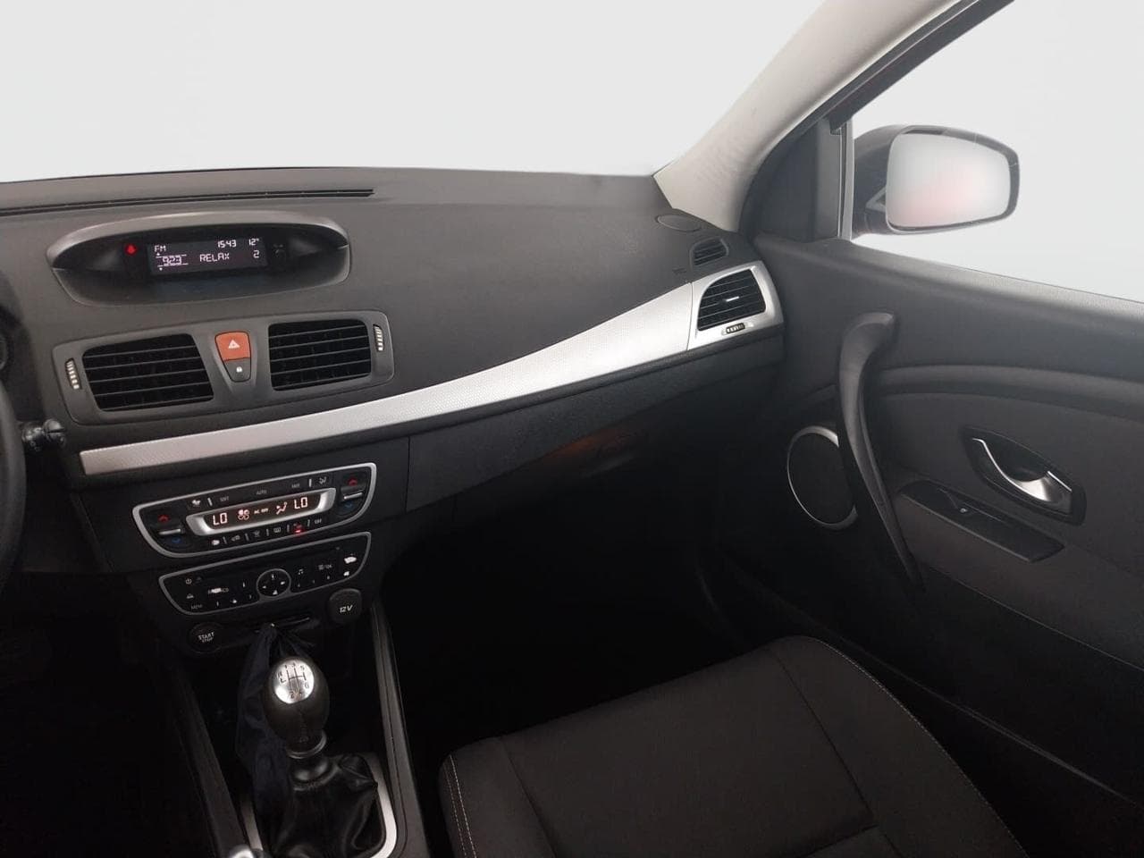2010 Renault MEGANE - 11