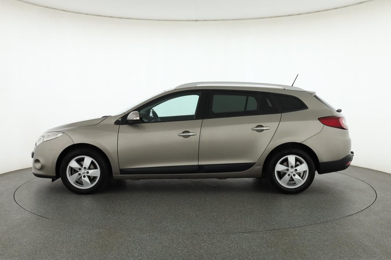 2010 Renault MEGANE - 4