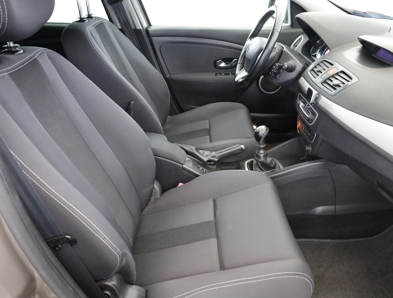 2010 Renault MEGANE - 10