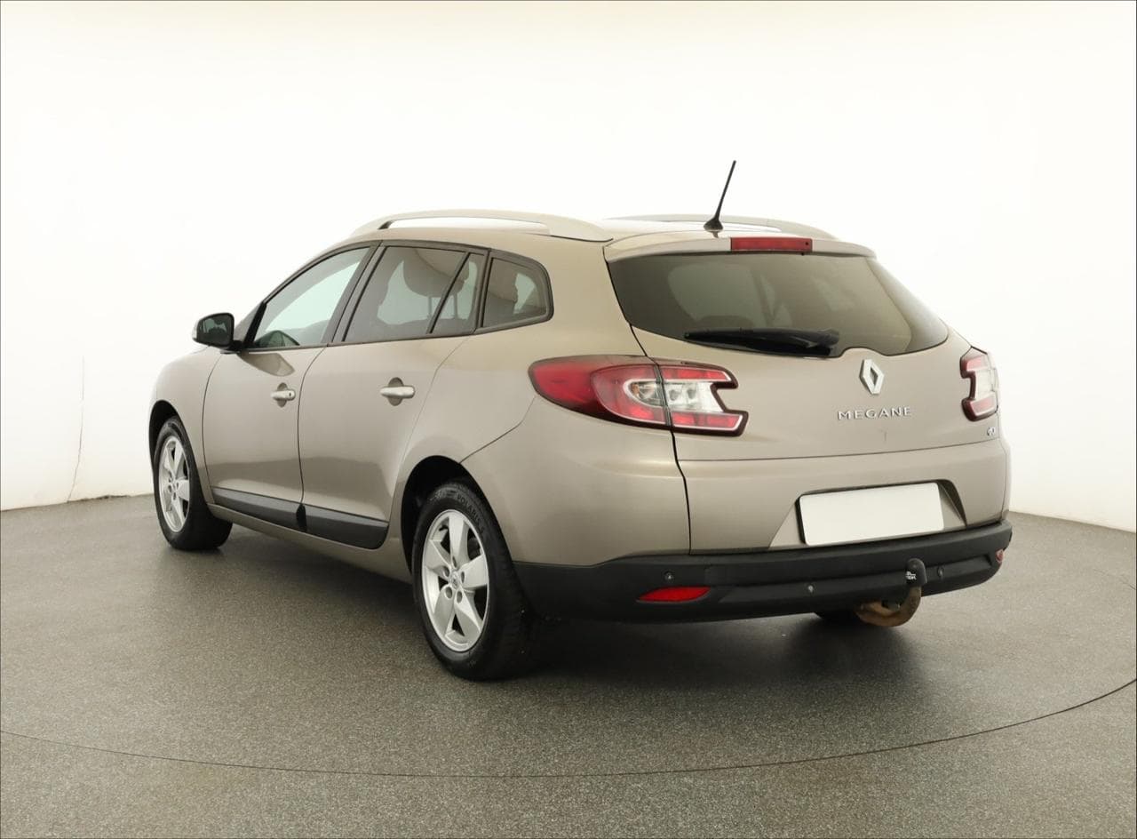 2010 Renault MEGANE - 5