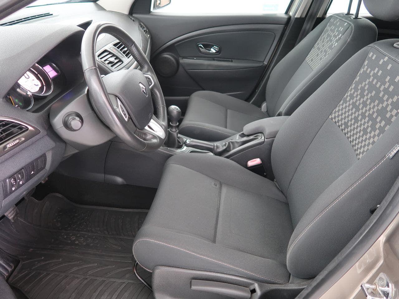 2013 Renault MEGANE - 16
