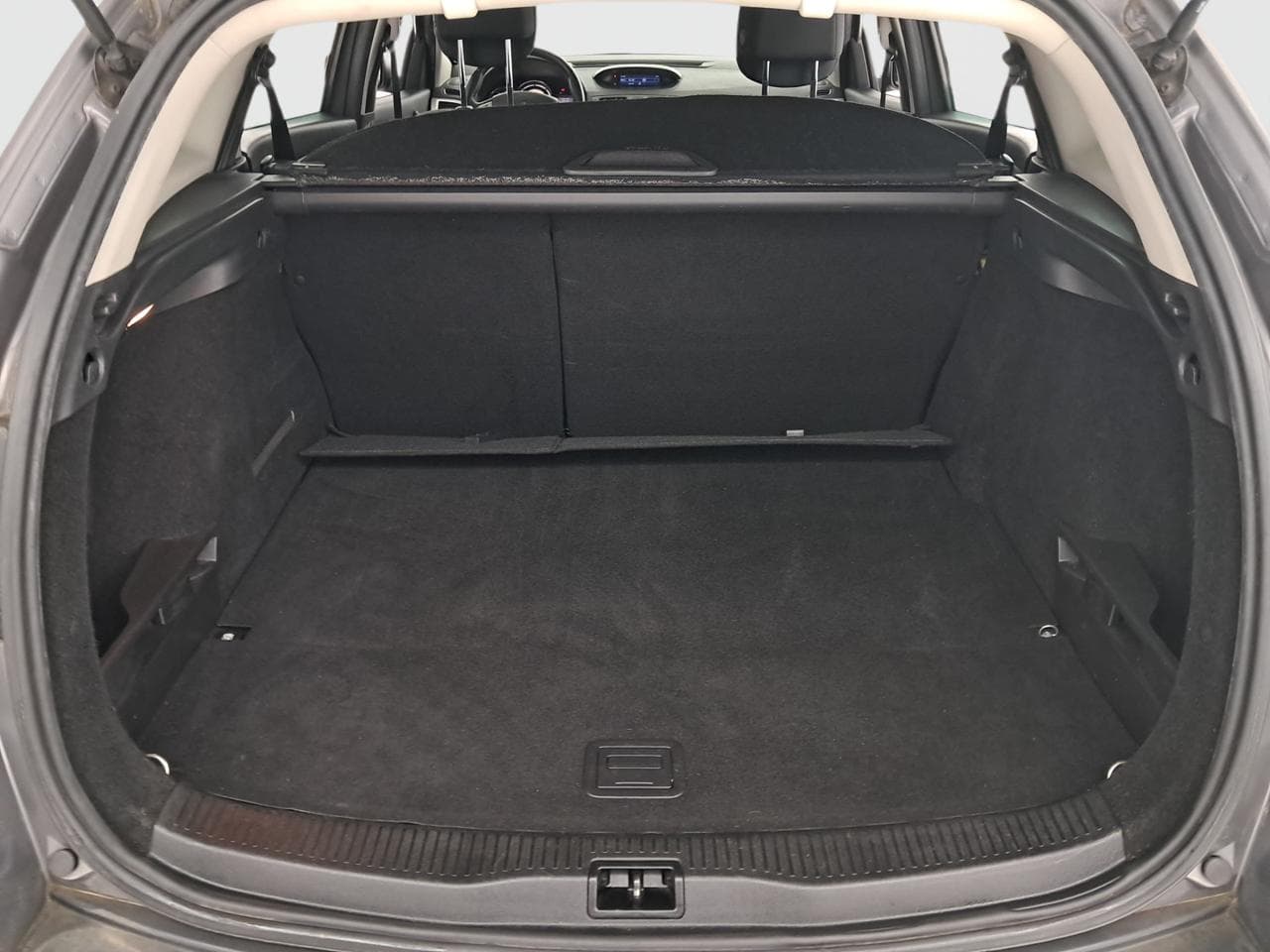 2012 Renault MEGANE - 19