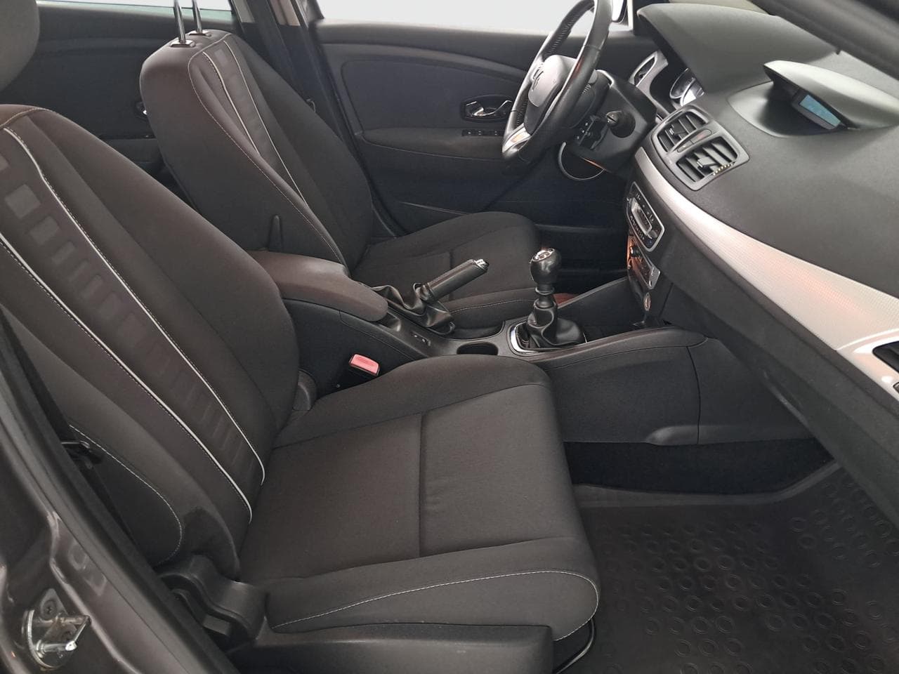 2012 Renault MEGANE - 12
