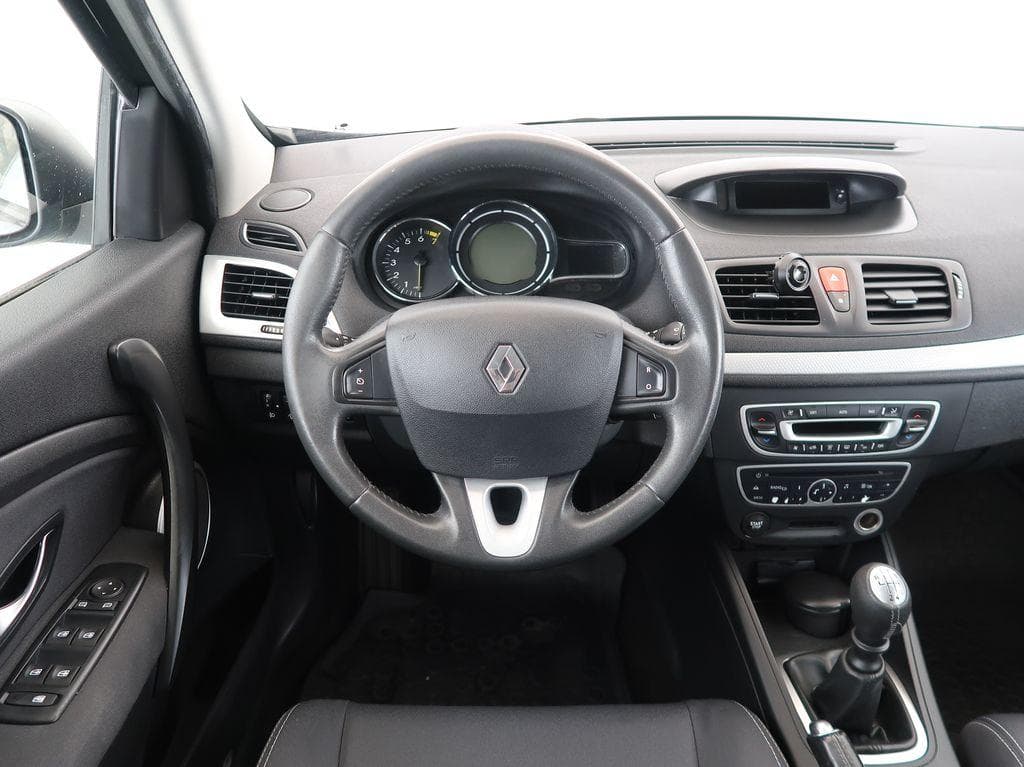 2010 Renault MEGANE - 16