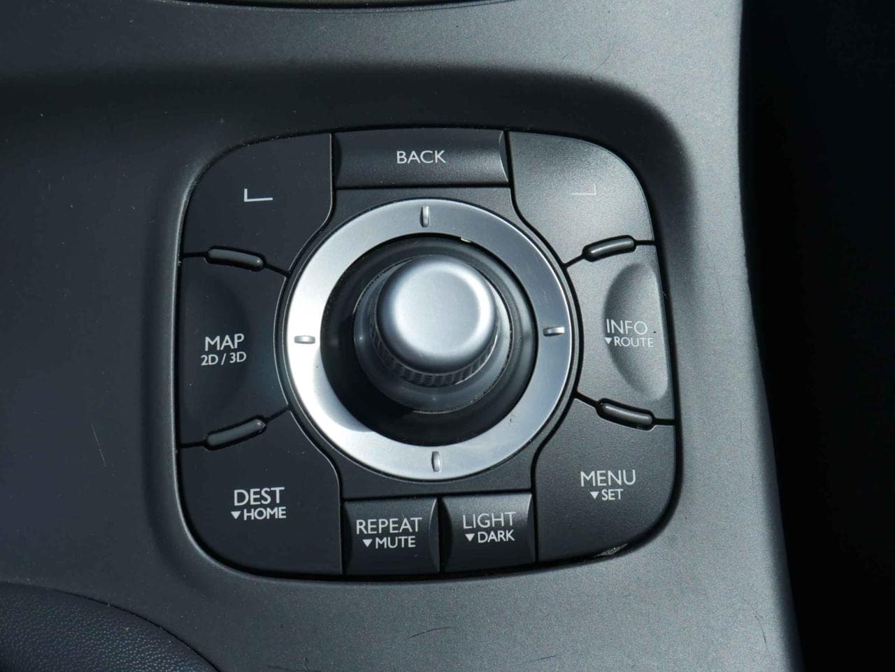 2010 Renault MEGANE - 17