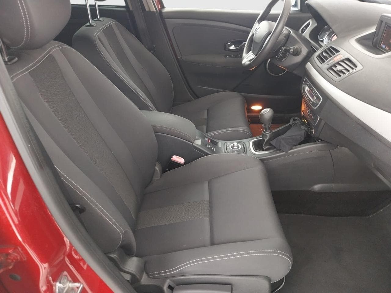 2012 Renault MEGANE - 12
