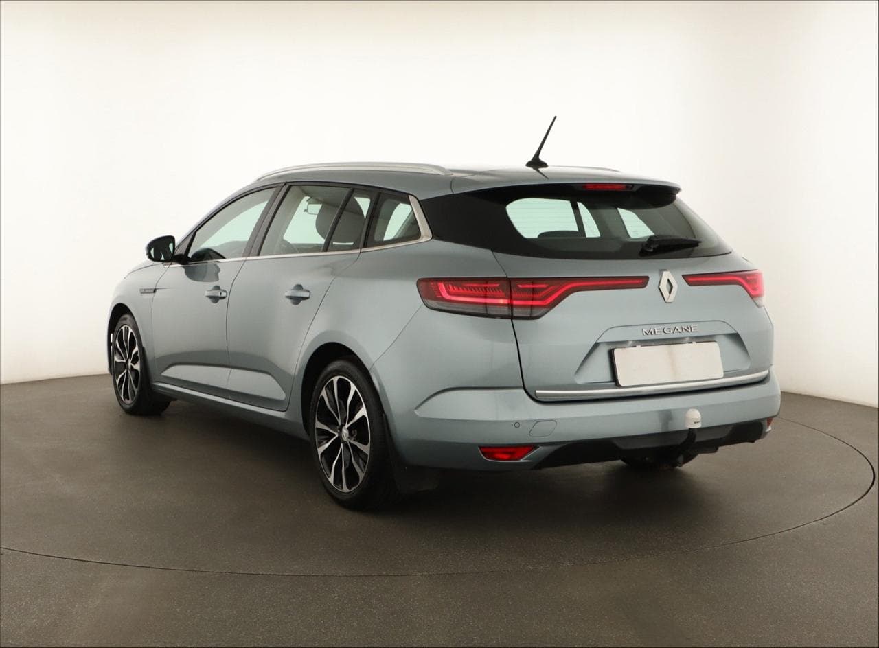 2021 Renault MEGANE - 5