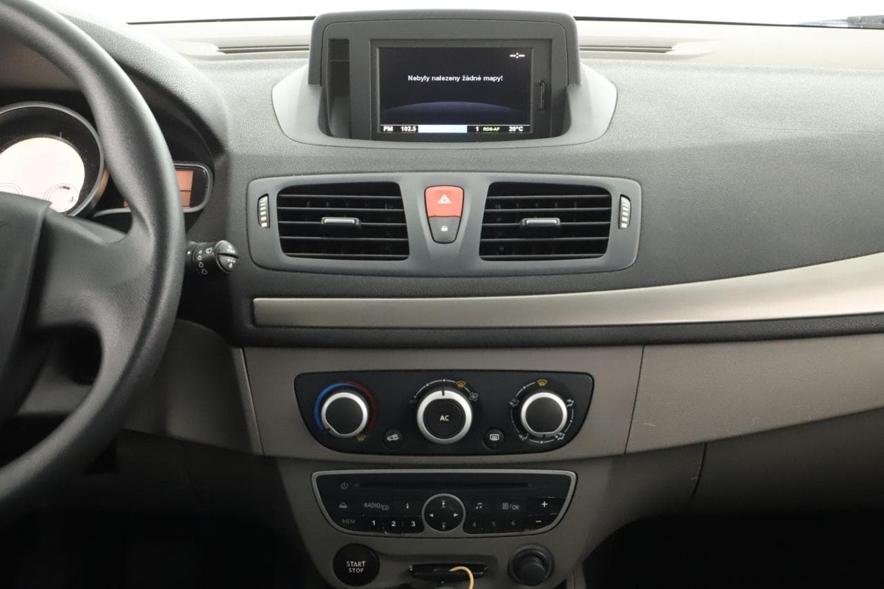 2011 Renault MEGANE - 16