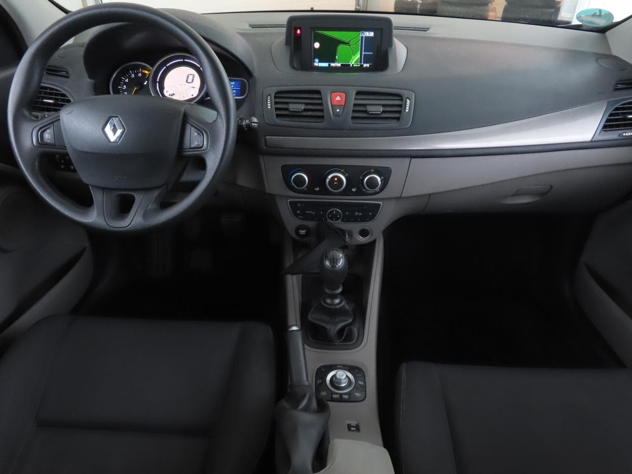 2012 Renault MEGANE - 10