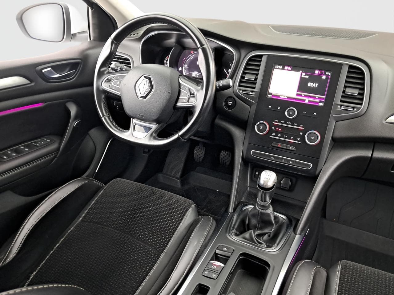 2018 Renault MEGANE - 9
