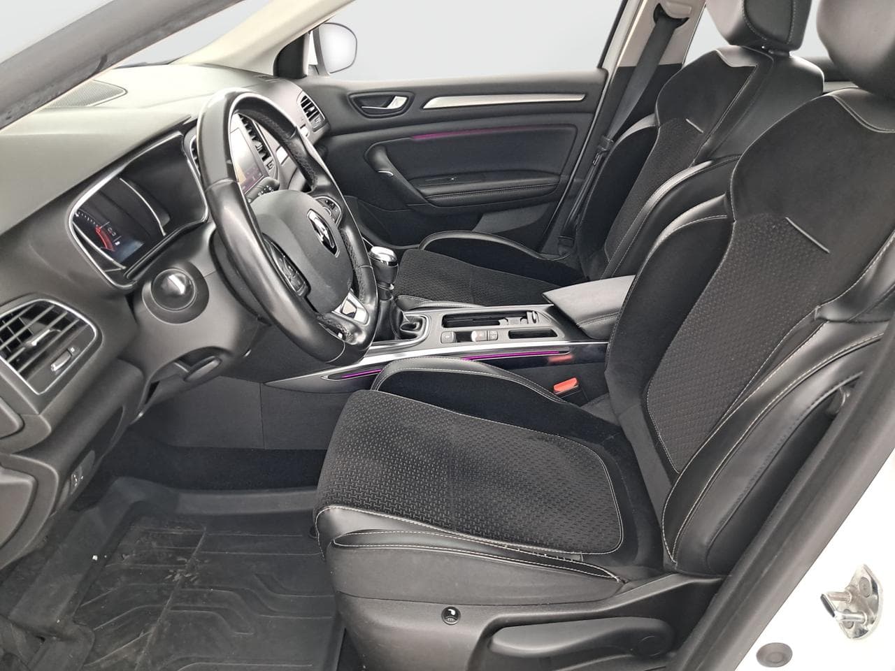 2018 Renault MEGANE - 16