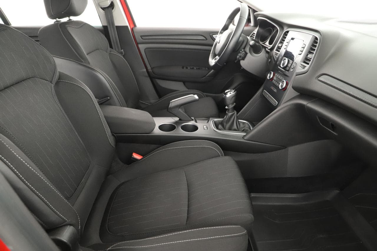 2018 Renault MEGANE - 10
