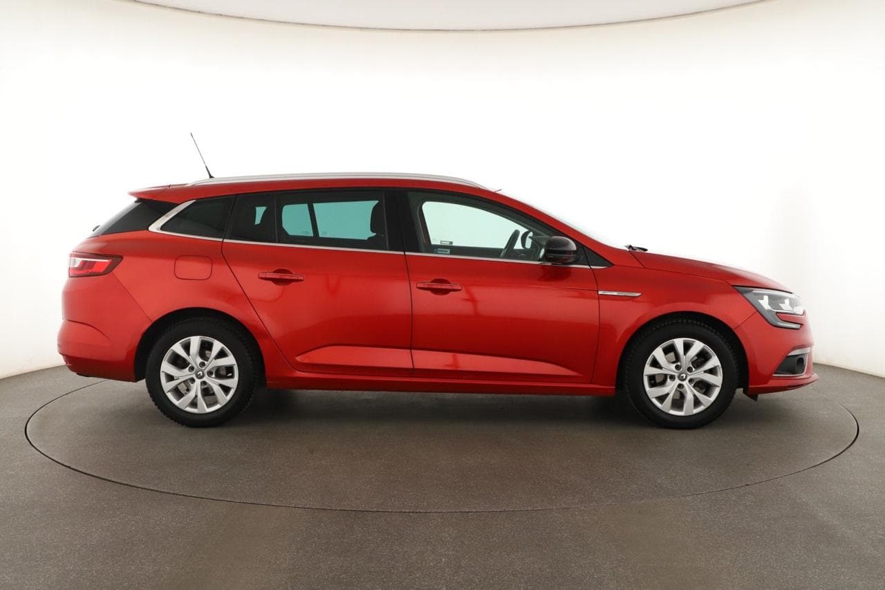 2018 Renault MEGANE - 8