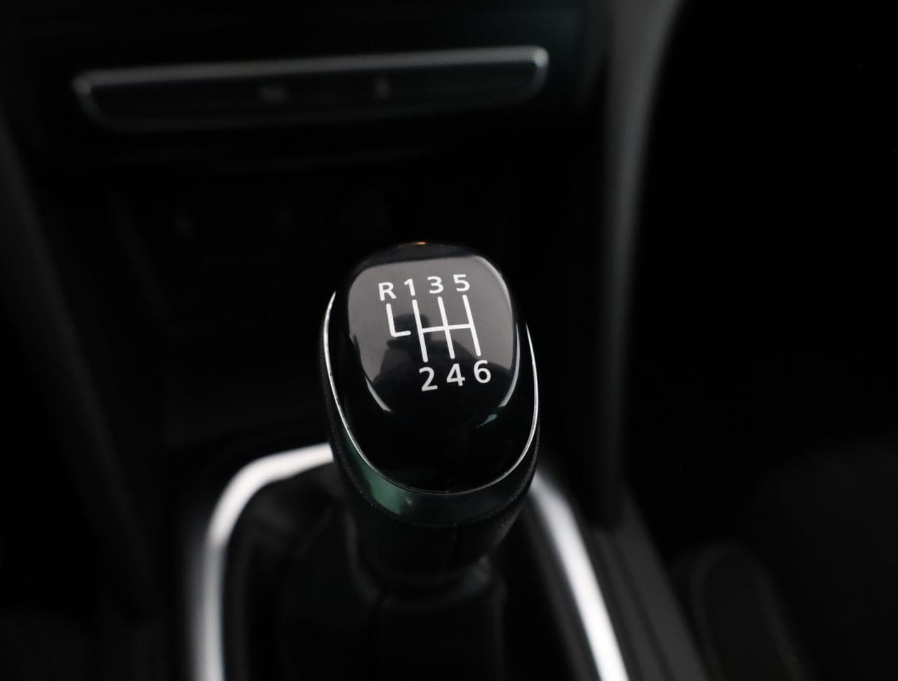 2019 Renault MEGANE - 19