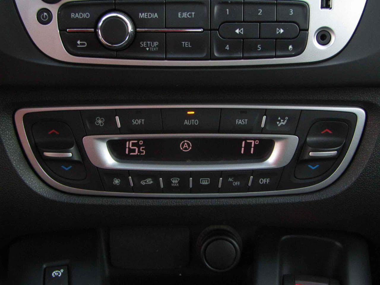 2012 Renault MEGANE - 29