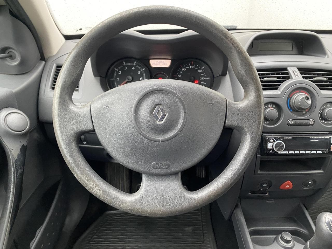 2007 Renault MEGANE - 11