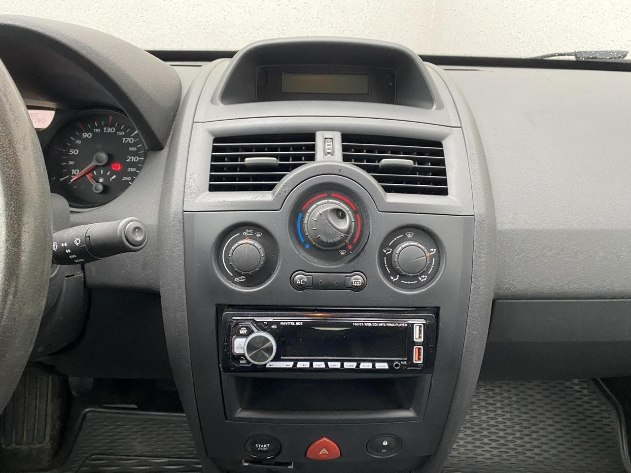 2007 Renault MEGANE - 12