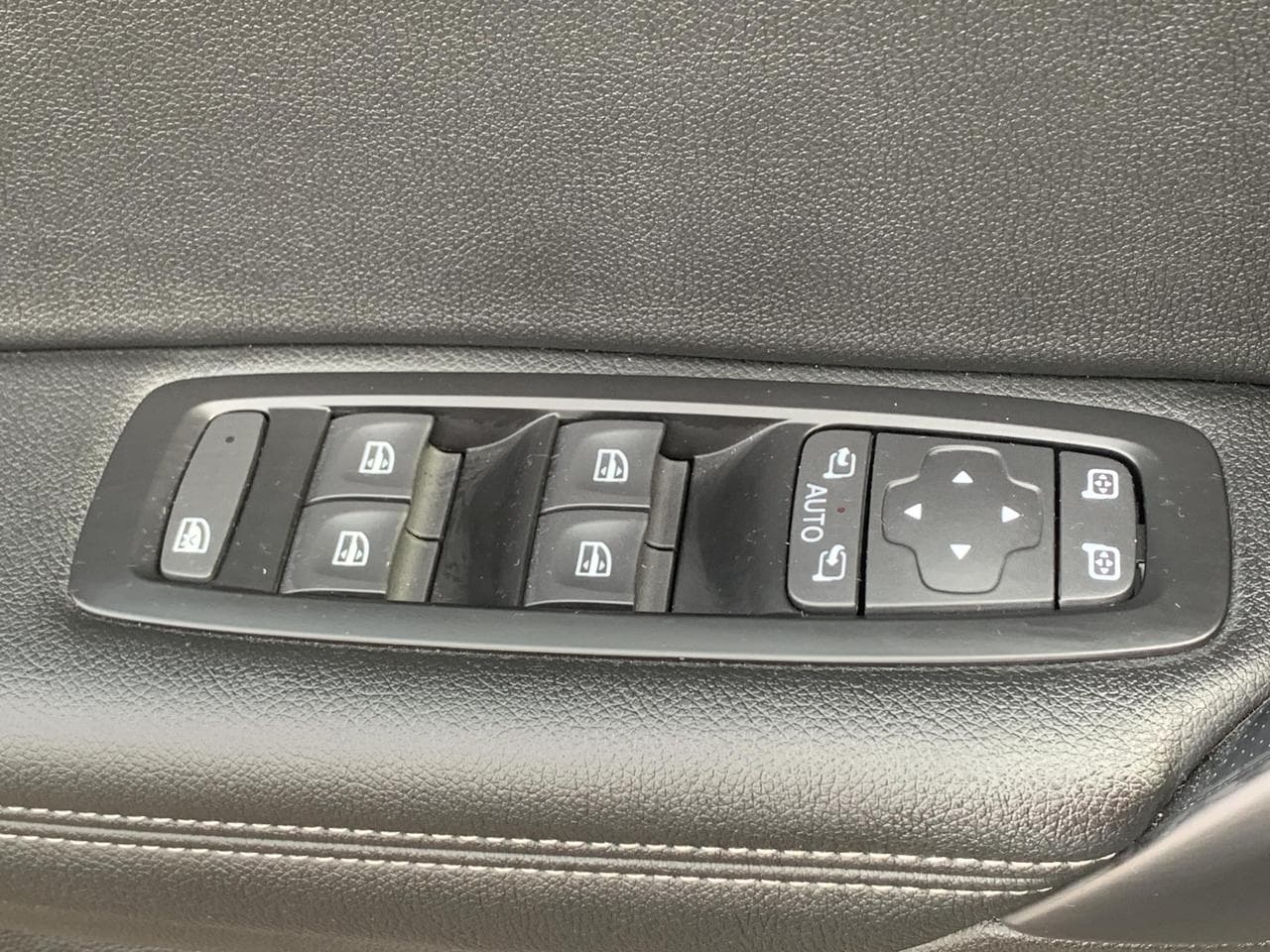 2024 Renault Megane - 17