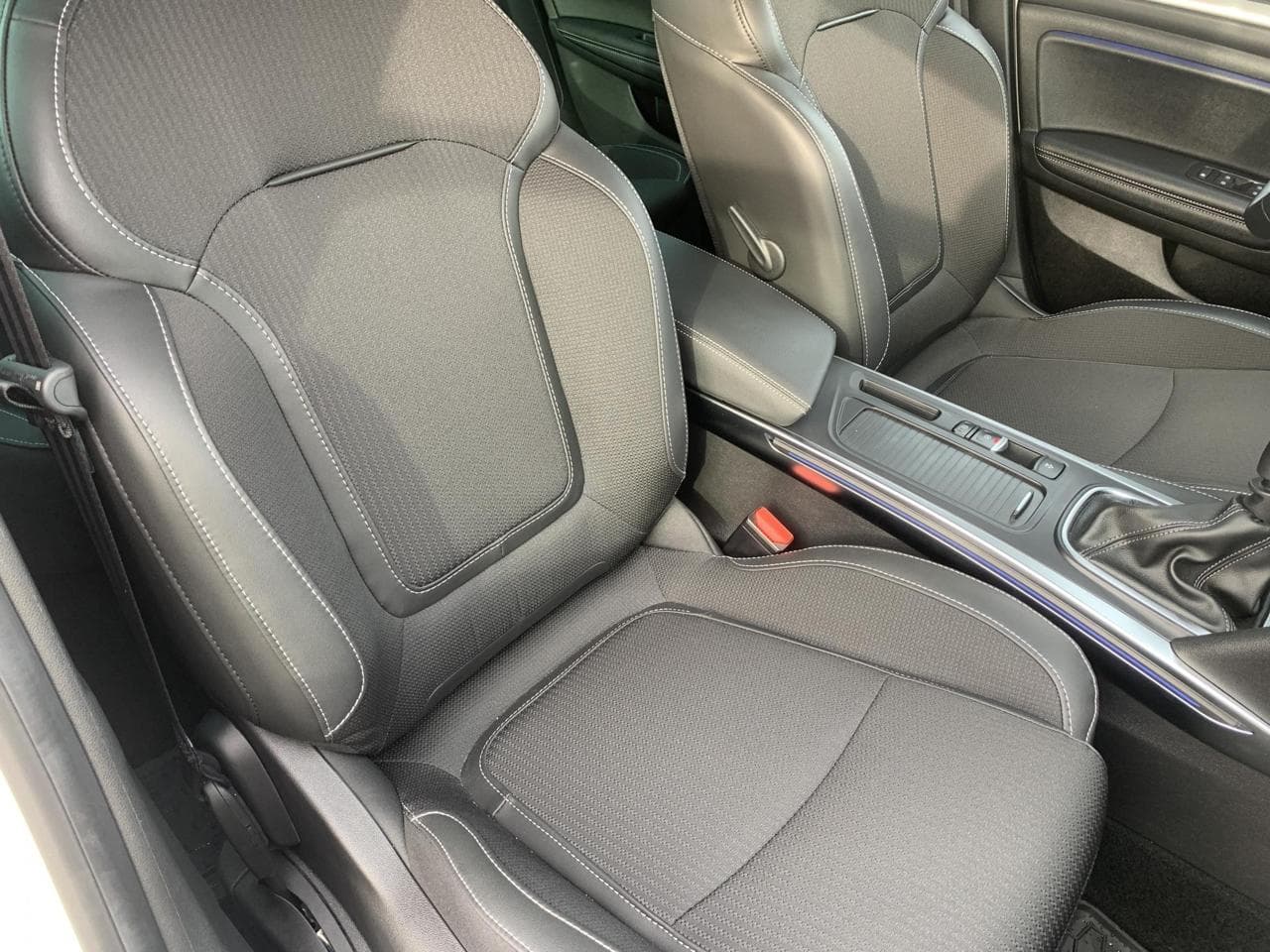 2024 Renault Megane - 12