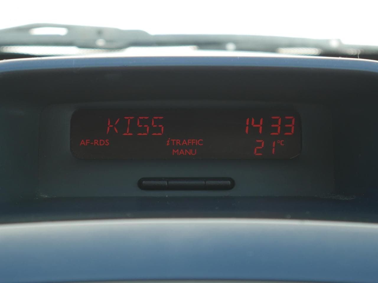 2005 Renault MEGANE - 13