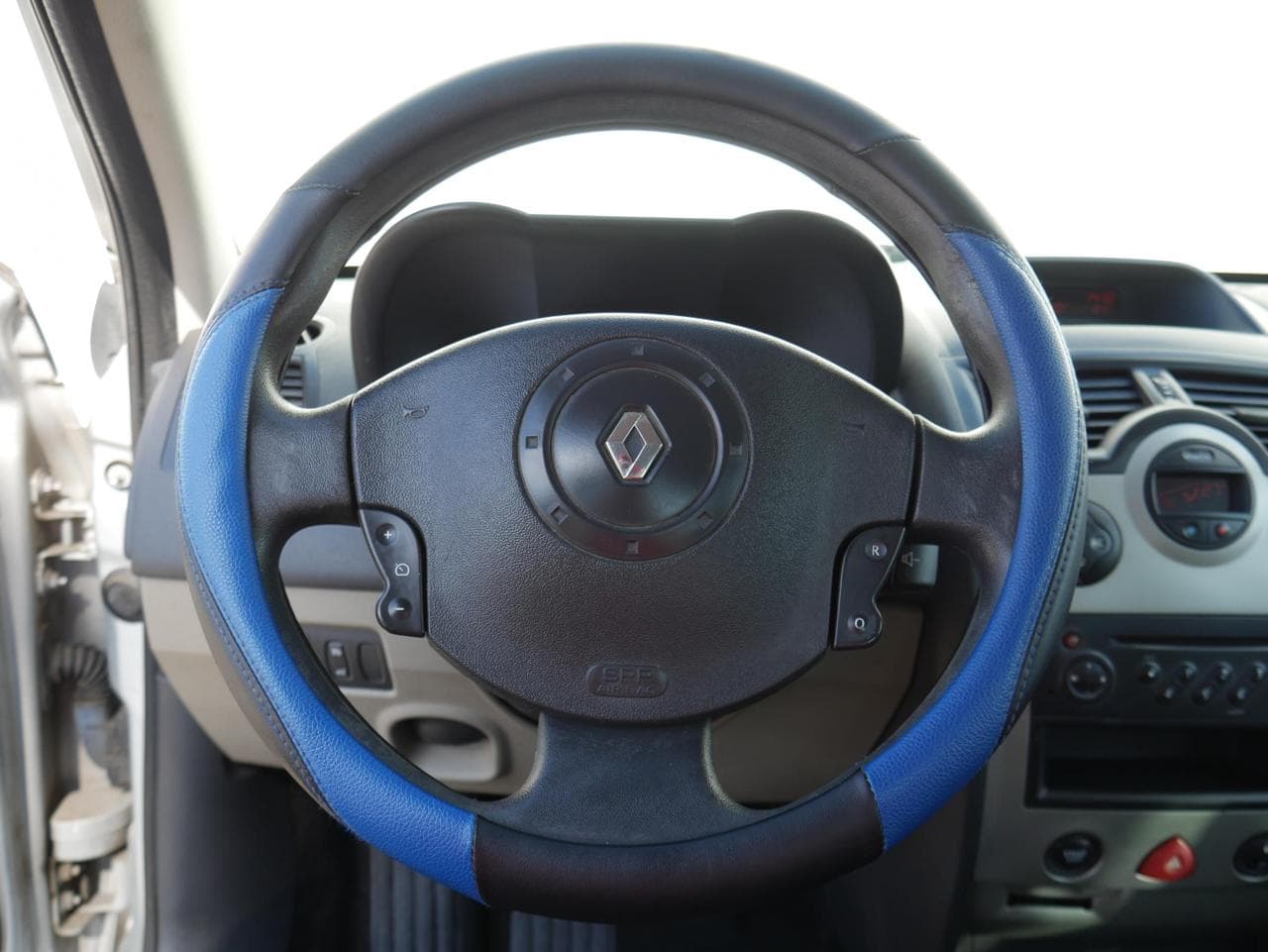 2005 Renault MEGANE - 15