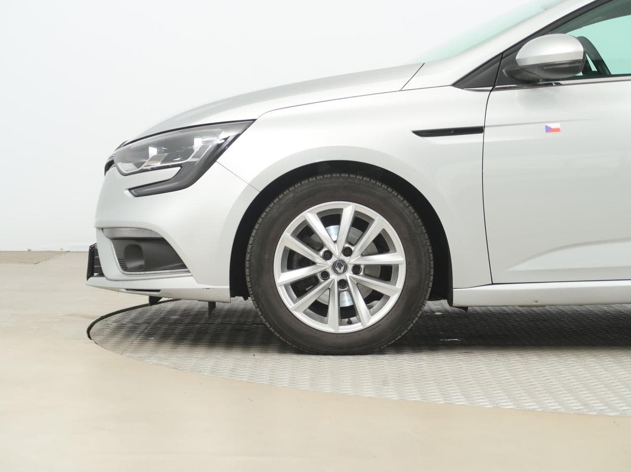 2017 Renault MEGANE - 18