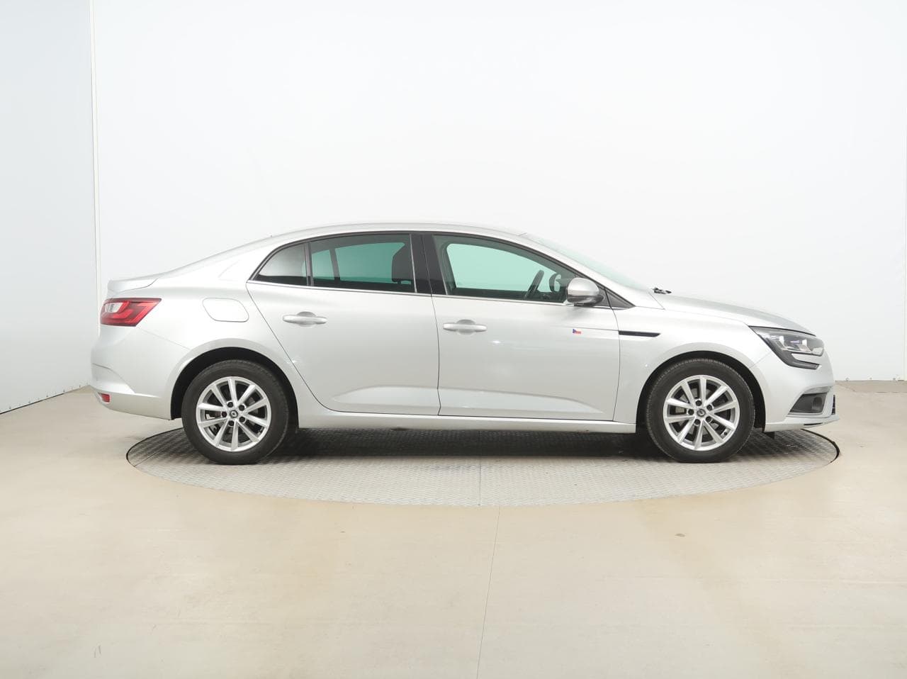 2017 Renault MEGANE - 8