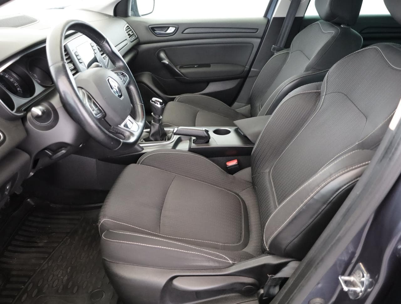 2017 Renault MEGANE - 21