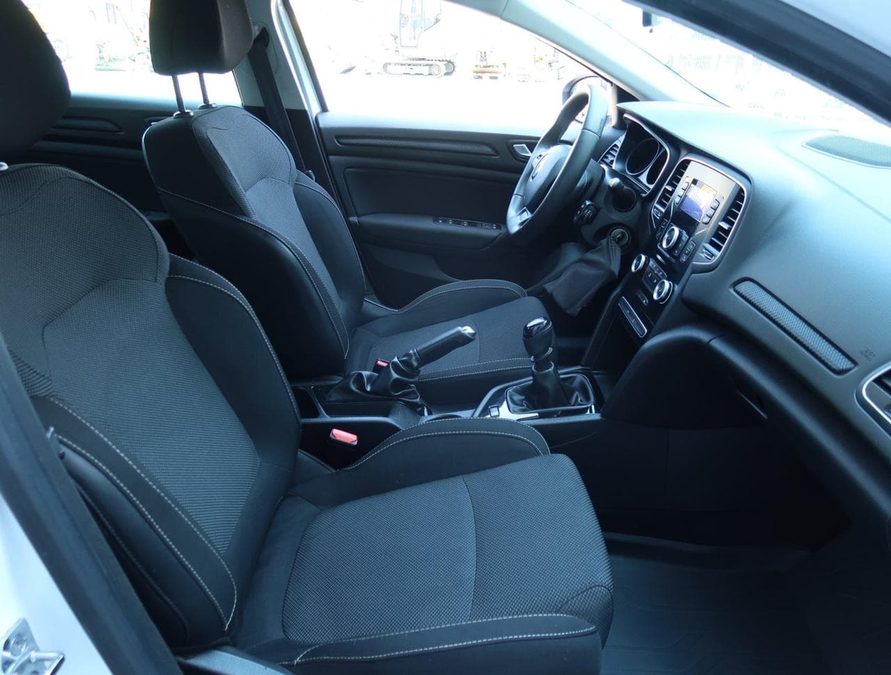 2019 Renault MEGANE - 12