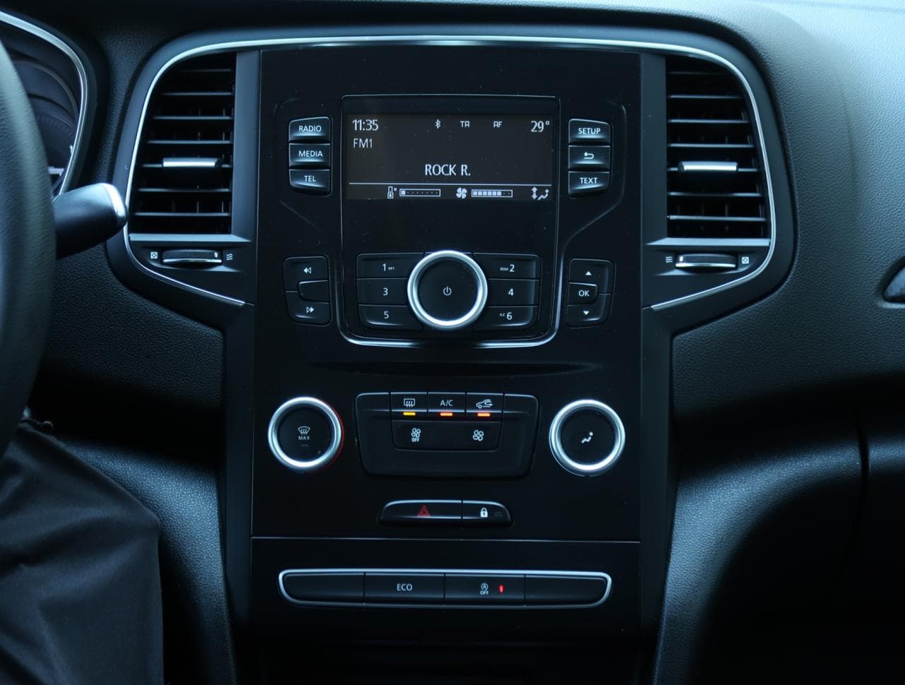 2019 Renault MEGANE - 21
