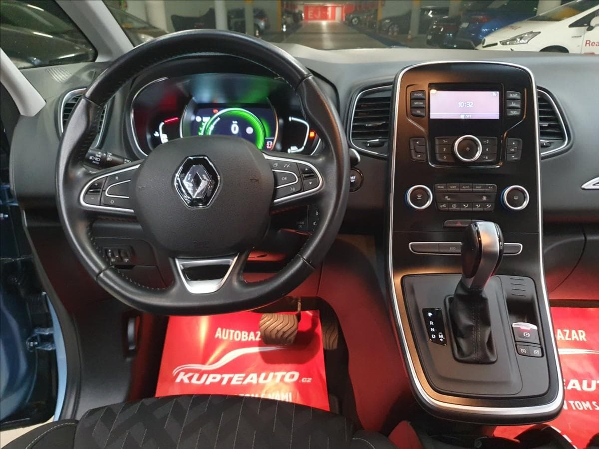 2018 Renault SCENIC - 9