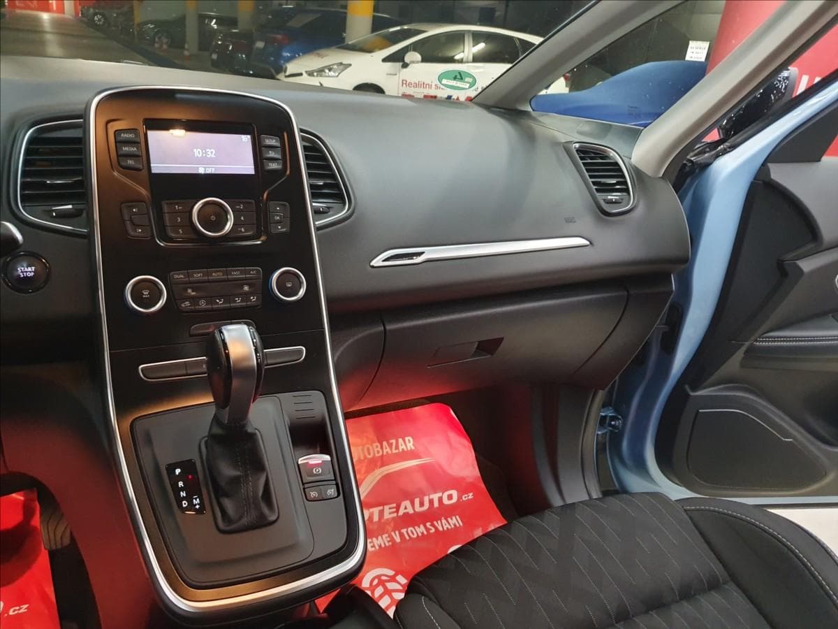 2018 Renault SCENIC - 10