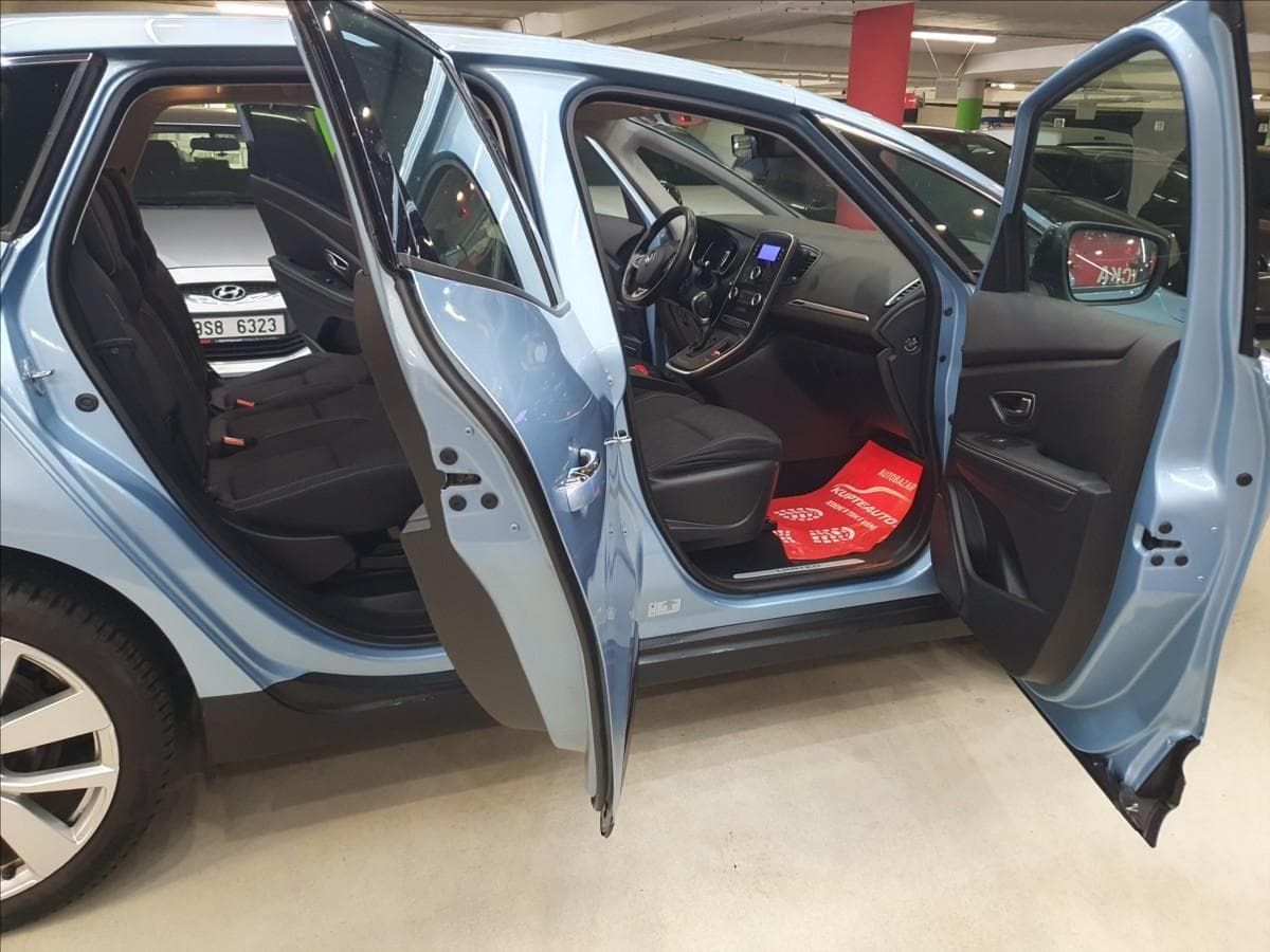 2018 Renault SCENIC - 16