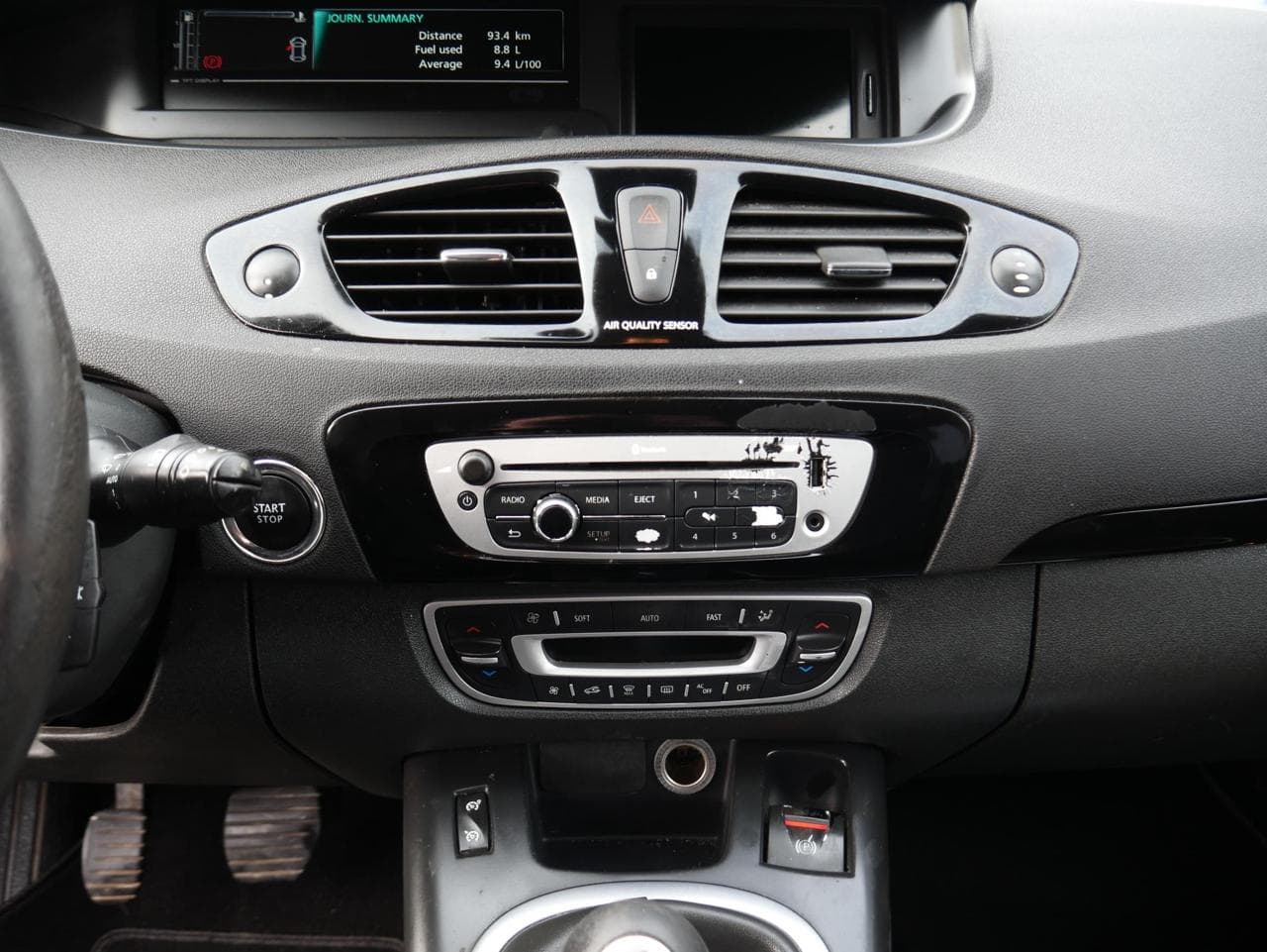 2012 Renault Scenic - 11