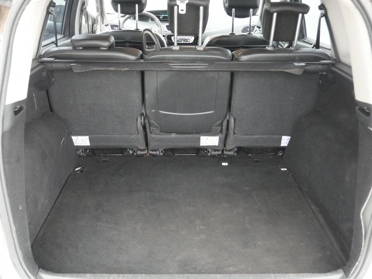 2012 Renault Scenic - 7